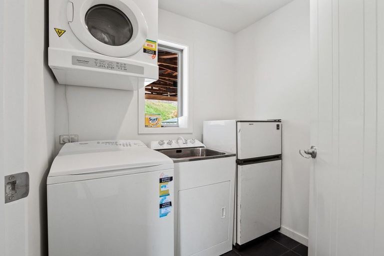 Photo of property in 8 Widgeon Place, Lake Hayes, Queenstown, 9304