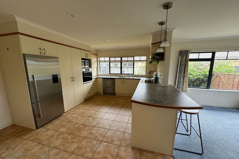 Photo of property in 20 Carribean Place, Papamoa Beach, Papamoa, 3118