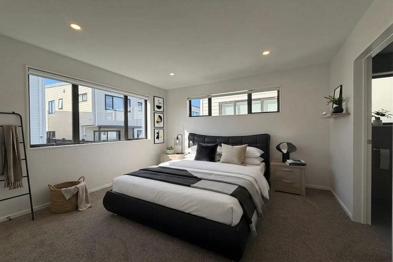 Photo of property in 9 Greenbrier Street, Westgate, Auckland, 0814