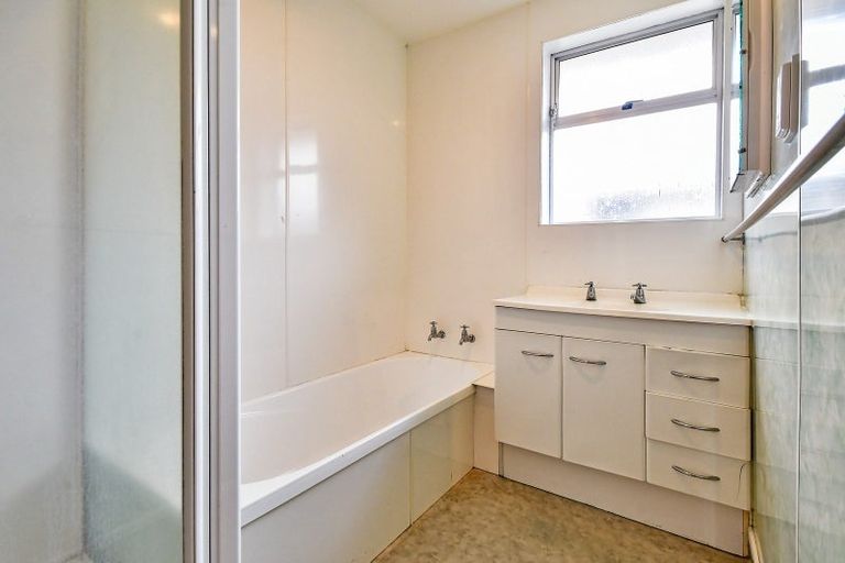 Photo of property in 14 Landscape Road, Pukekohe, 2120