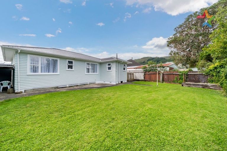 Photo of property in 18 Whitehall Street, Wainuiomata, Lower Hutt, 5014