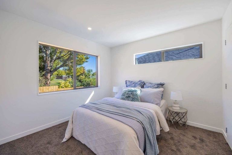 Photo of property in 35c Noall Street, Te Atatu Peninsula, Auckland, 0610