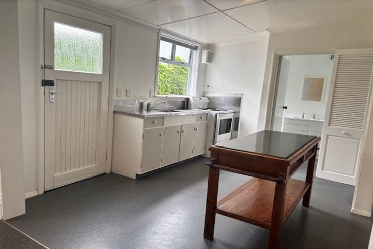 Photo of property in 21 Owen Street, Newtown, Wellington, 6021