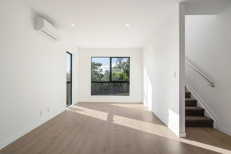 Photo of property in 24b Killarney Avenue, Torbay, Auckland, 0630