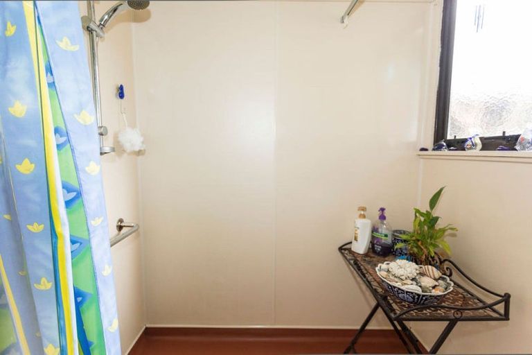 Photo of property in 28 Cadman Street, Dannevirke, 4930