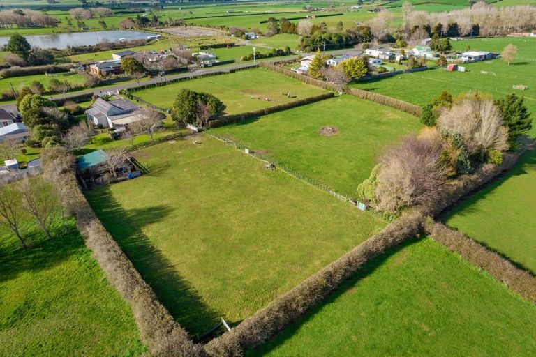 Photo of property in 25 Castle Street, Eltham, 4322