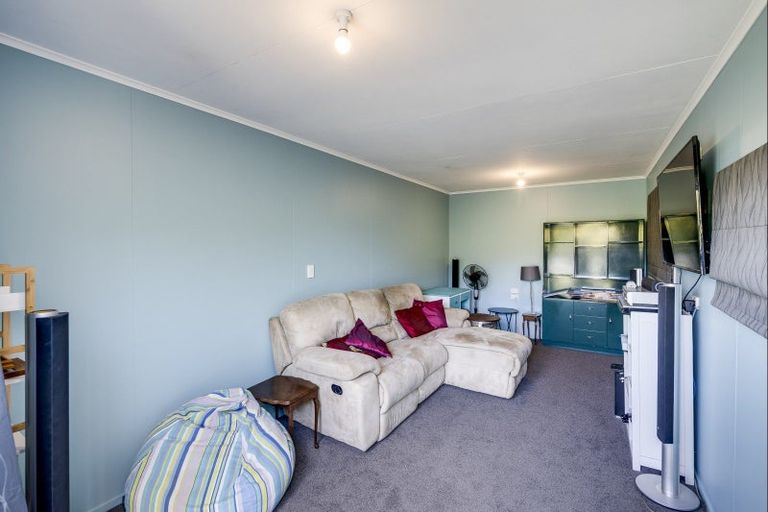 Photo of property in 2 Shirley Place, Bay View, Napier, 4104