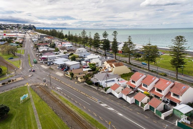 Photo of property in 511 Marine Parade, Napier South, Napier, 4110