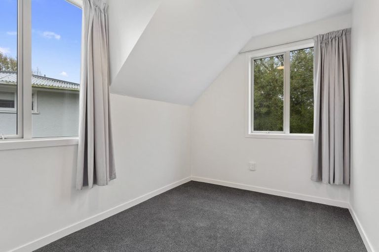 Photo of property in 2/36 Maidstone Road, Ilam, Christchurch, 8041