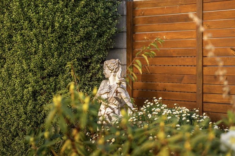 Photo of property in 10 Hanalin Drive, Marton, 4710