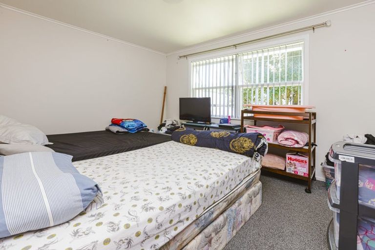 Photo of property in 1/56 Greenhaven Avenue, Opaheke, Papakura, 2113