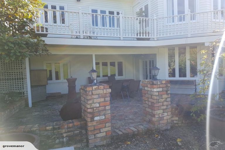 Photo of property in 8 Faith Grove, Greenhithe, Auckland, 0632