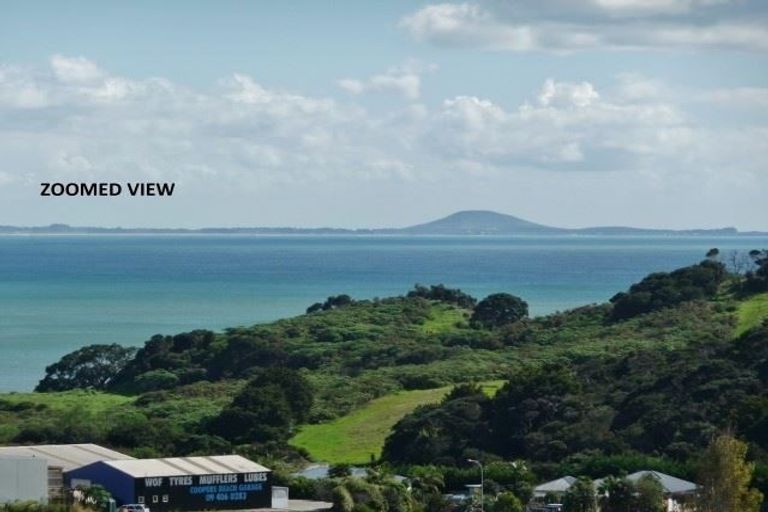 Photo of property in 10 Freyja Crescent, Coopers Beach, 0420