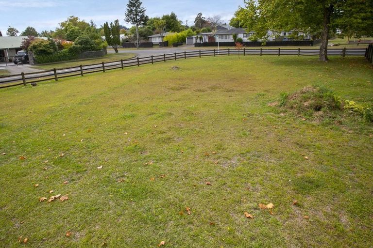 Photo of property in 1 Te Reiti Tamara Grove, Turangi, 3334
