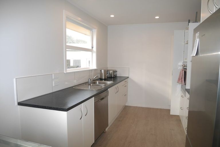 Photo of property in 86 Michael Road, Paraparaumu Beach, Paraparaumu, 5032