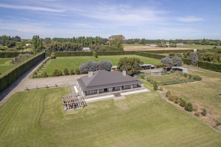 Photo of property in 10 Carters Road, Aranui, Christchurch, 8061