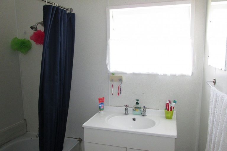 Photo of property in 97 Kitchener Street, Wairoa, 4108