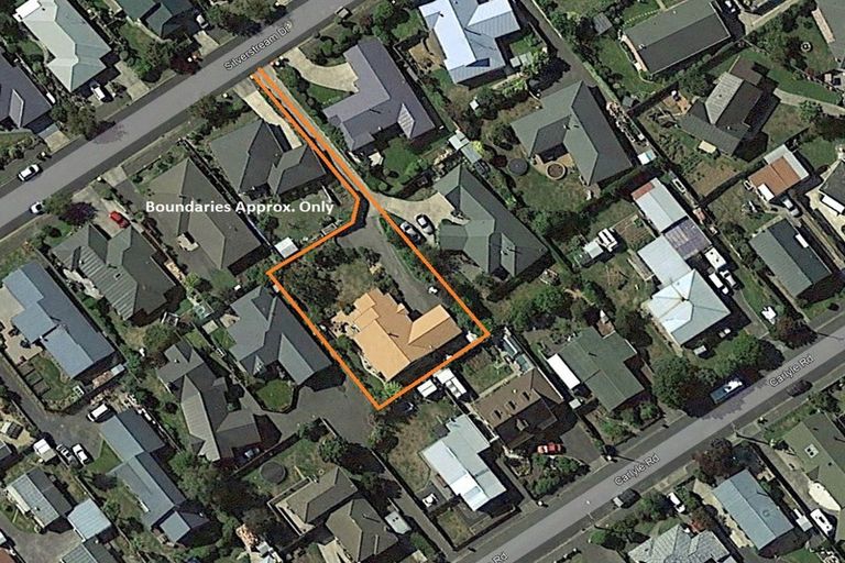 Photo of property in 16 Silverstream Drive, Mosgiel, 9024