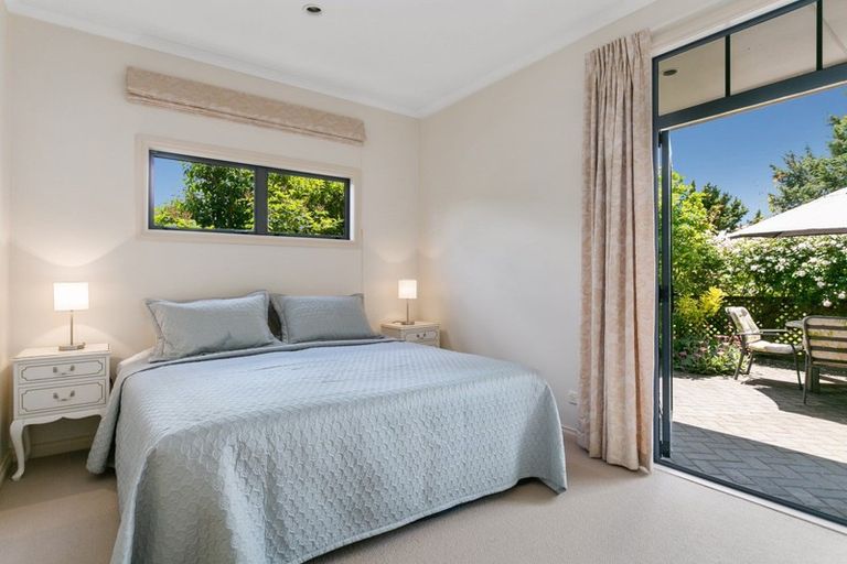 Photo of property in 2/22 Ngamotu Road, Taupo, 3330