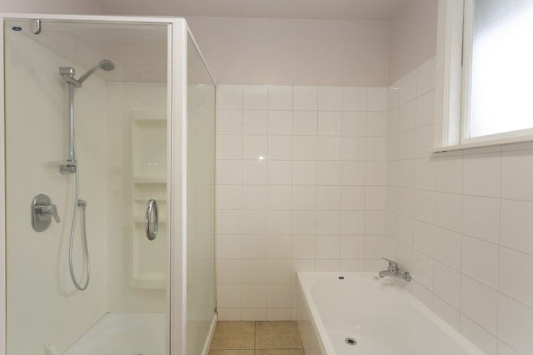 Photo of property in 28 Barnes Road, Redwood, Christchurch, 8051