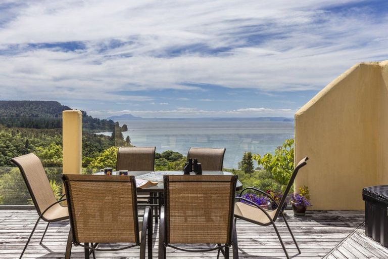 Photo of property in 18 Turangitukua Terrace, Kuratau, Turangi, 3381