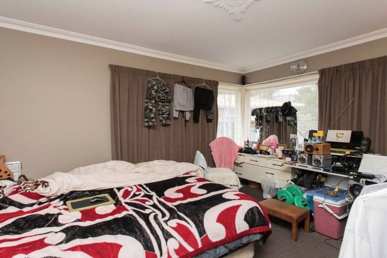 Photo of property in 157 Wainoni Road, Avondale, Christchurch, 8061