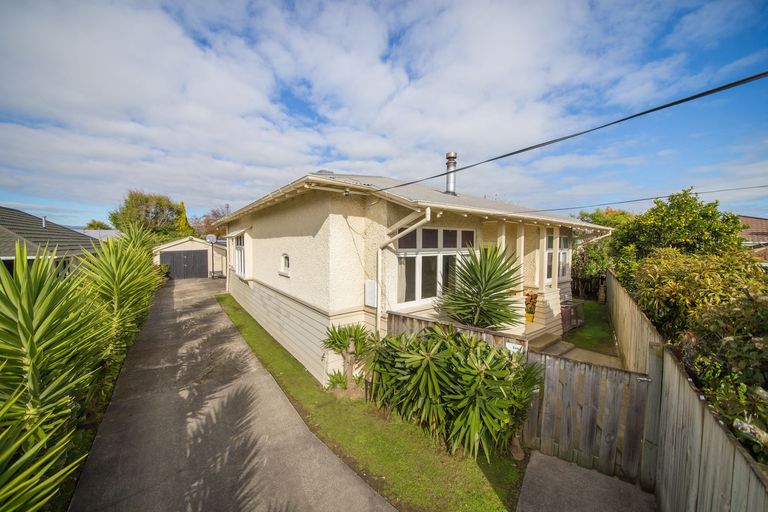 Photo of property in 132 College Street, Awapuni, Palmerston North, 4412