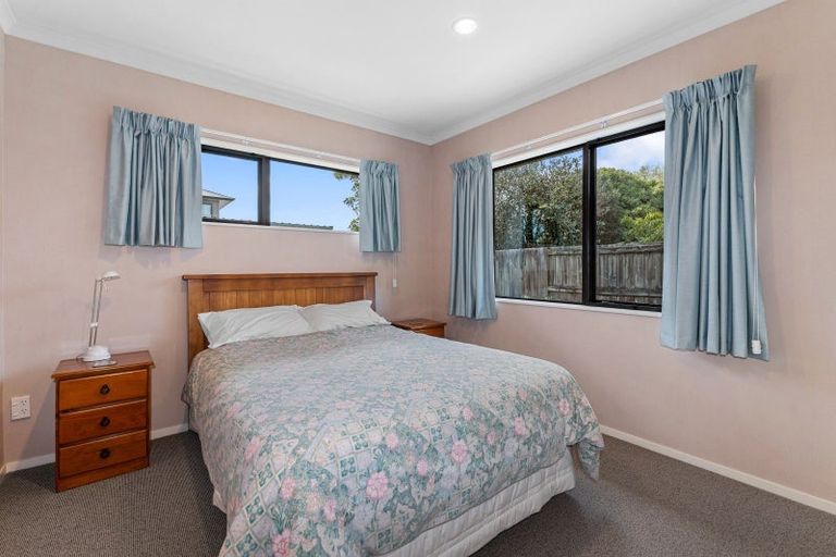 Photo of property in 16 Frame Place, Owhata, Rotorua, 3010