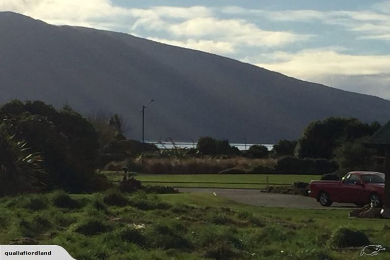 Photo of property in 37 Pukutahi Drive, Te Anau, 9600