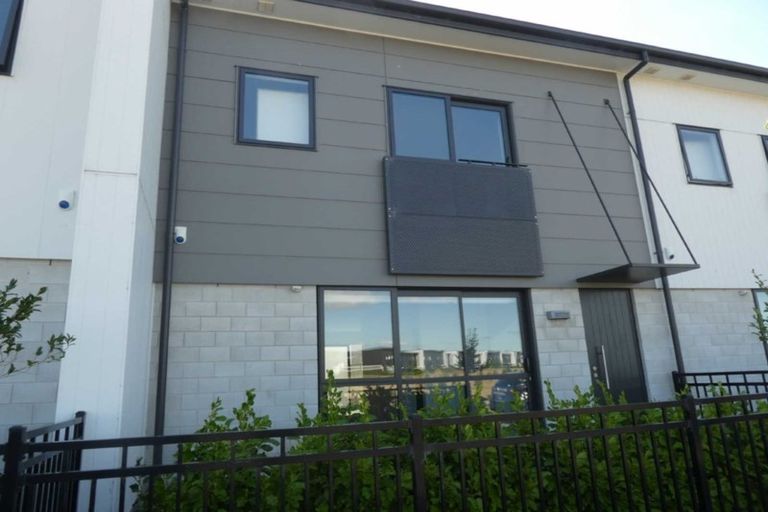 Photo of property in 44 Tippet Crescent, Wigram, Christchurch, 8025