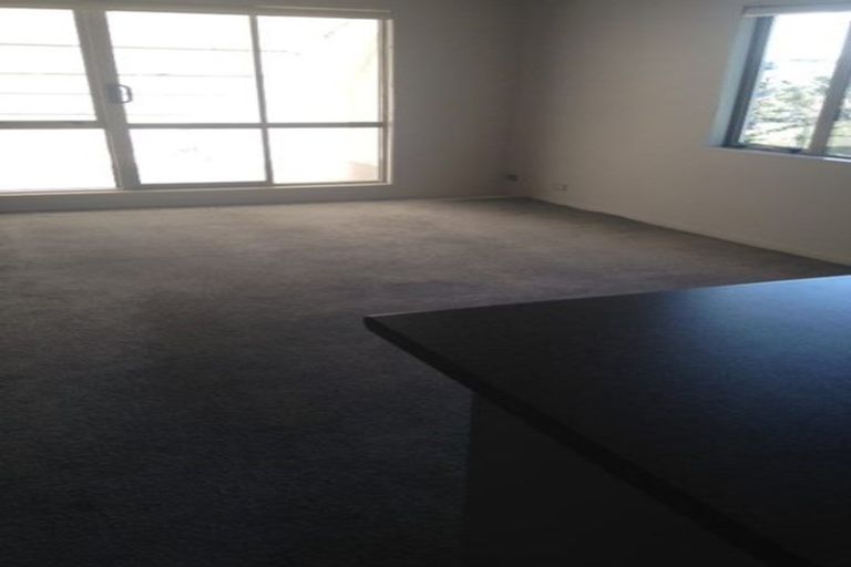 Photo of property in 340 Gulf Harbour Drive, Gulf Harbour, Whangaparaoa, 0930