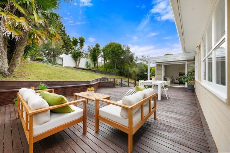 Photo of property in 7 Mcphail Street, Birkdale, Auckland, 0626