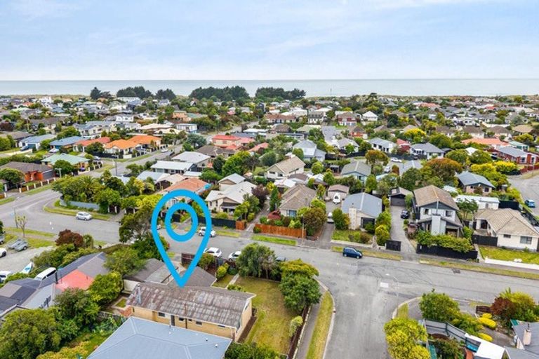 Photo of property in 131 Effingham Street, North New Brighton, Christchurch, 8083