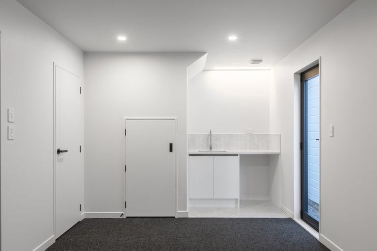 Photo of property in 14d Gerontius Glade, Torbay, 0630
