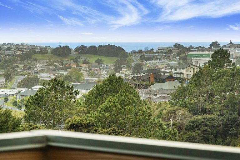 Photo of property in 60 Scott Road, Stanmore Bay, Whangaparaoa, 0932