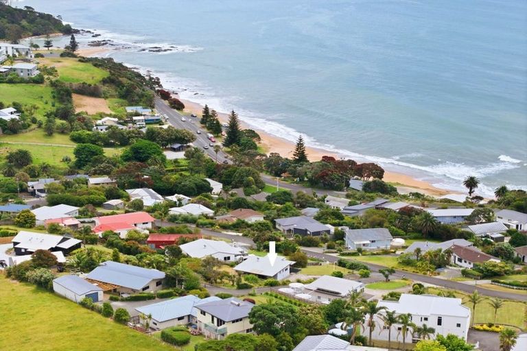 Photo of property in 45 Seaview Road, Cable Bay, 0420