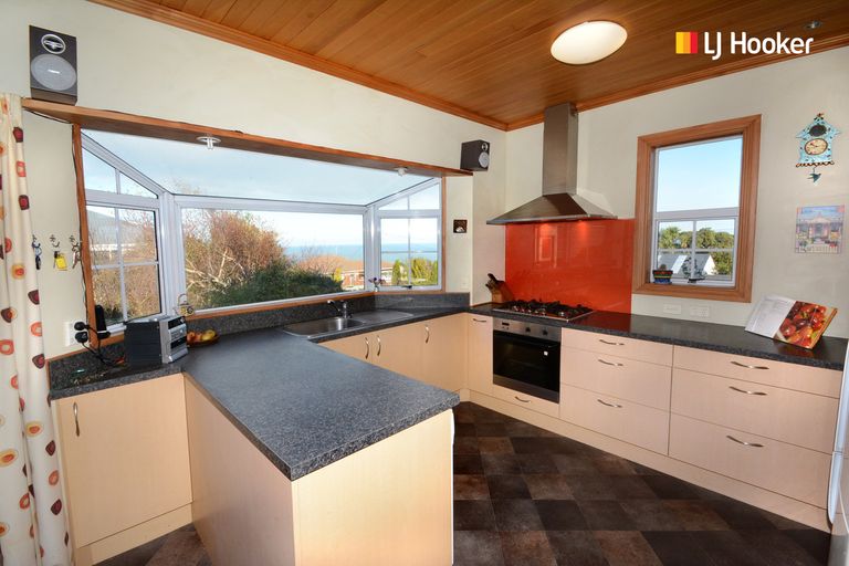 Photo of property in 97 Tomahawk Road, Andersons Bay, Dunedin, 9013