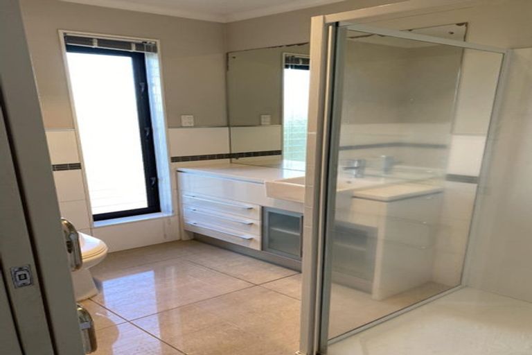 Photo of property in 51 Bluegrey Avenue, Stonefields, Auckland, 1072