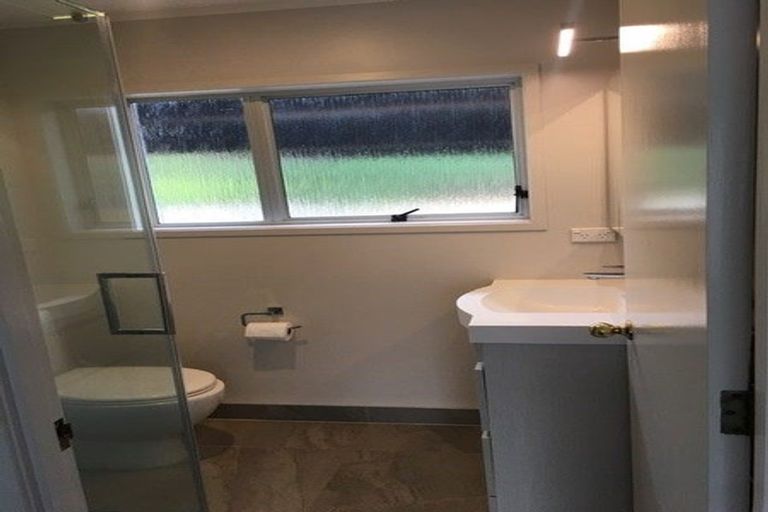 Photo of property in 1/85 Sunnybrae Road, Hillcrest, Auckland, 0627