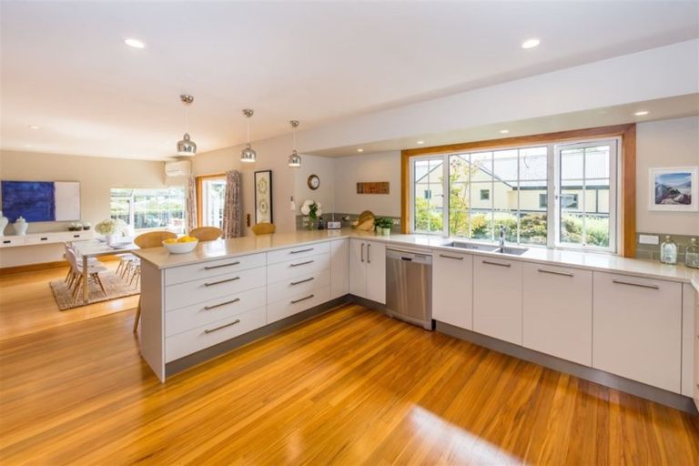 Photo of property in 7 Major Aitken Drive, Huntsbury, Christchurch, 8022