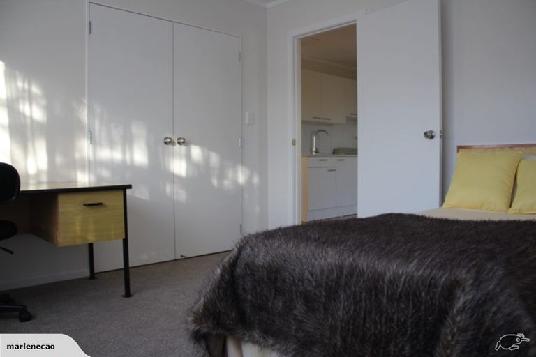 Photo of property in 50 Knightsbridge Drive, Forrest Hill, Auckland, 0620