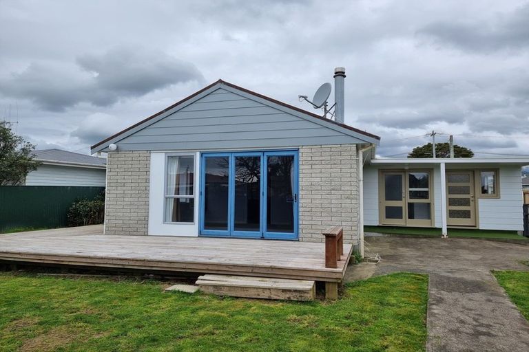 Photo of property in 13 Dittmer Street, Otaki, 5512