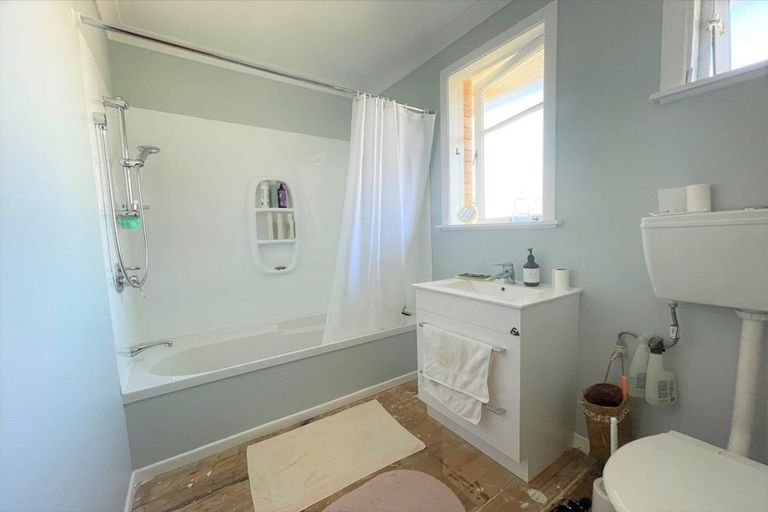 Photo of property in 96 Warburton Crescent, Te Awamutu, 3800