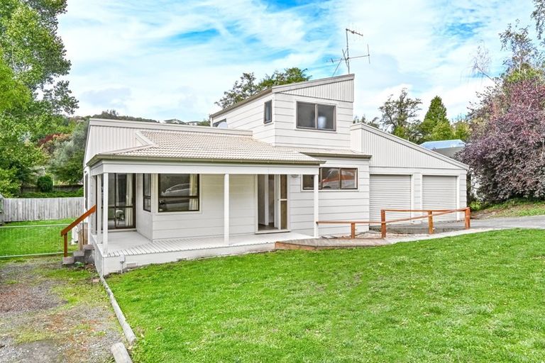 Photo of property in 9 Toop Street, Havelock North, 4130