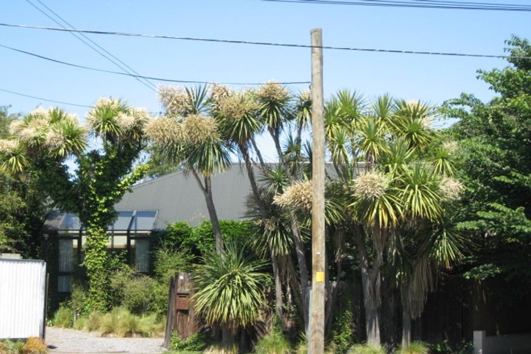 Photo of property in 72 Stapletons Road, Richmond, Christchurch, 8013