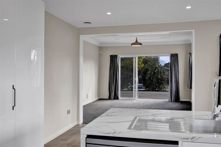 Photo of property in 58 Dixon Avenue, Hawera, 4610