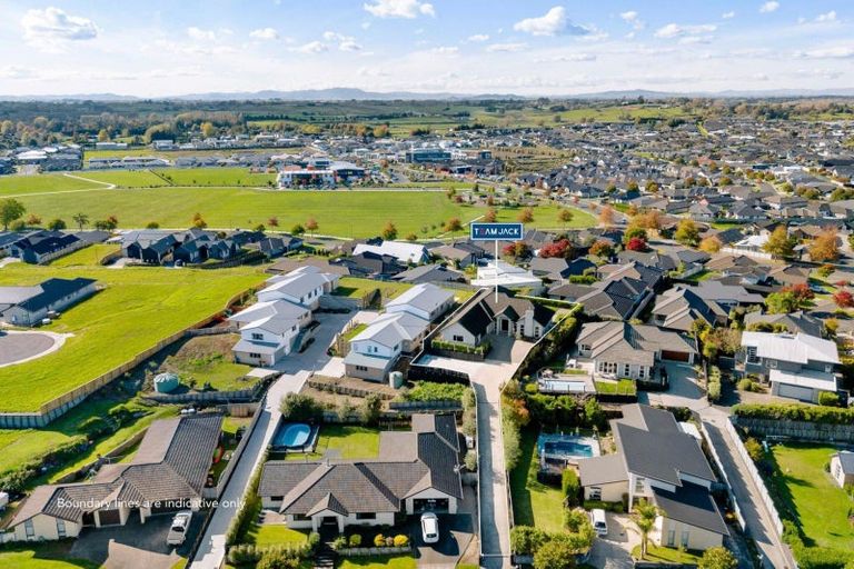 Photo of property in 160 Cumberland Drive, Flagstaff, Hamilton, 3210