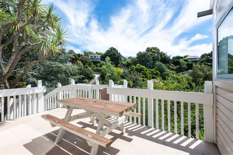 Photo of property in 25 Valley Road, Cashmere, Christchurch, 8022