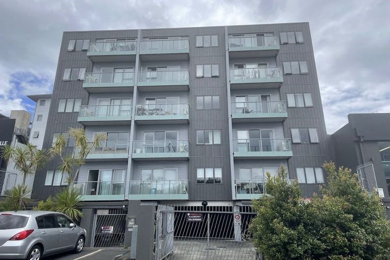 Photo of property in 3b/6 Winchester Street, Grey Lynn, Auckland, 1010