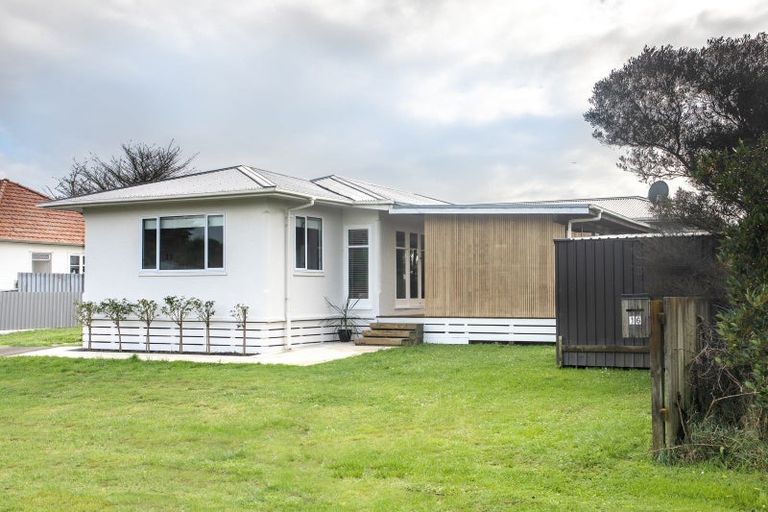 Photo of property in 16 Kowhai Place, Waipukurau, 4200
